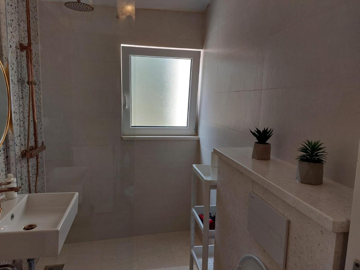 Apartmani Radic Rg Рогозница Экстерьер фото