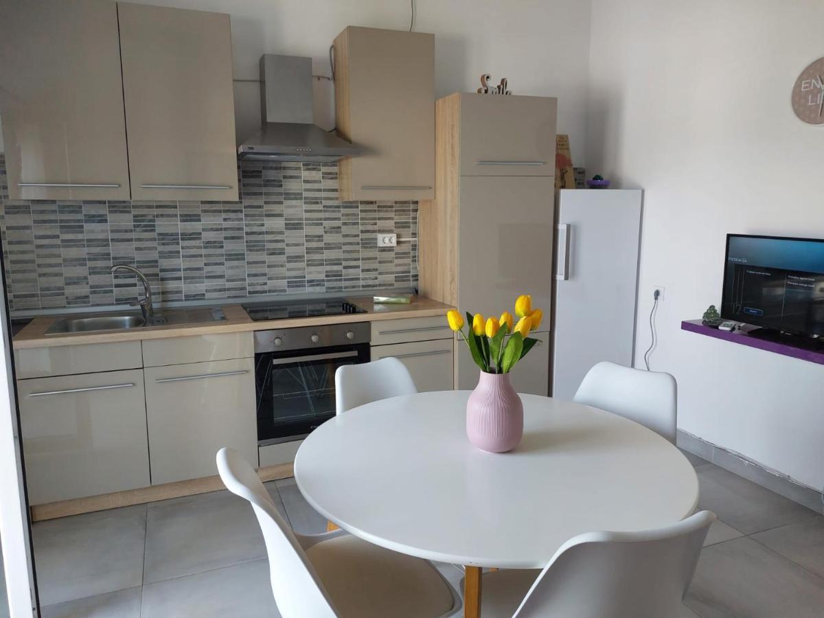 Apartmani Radic Rg Рогозница Экстерьер фото