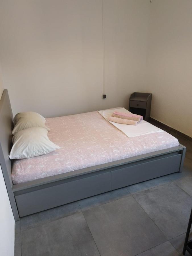 Apartmani Radic Rg Рогозница Экстерьер фото